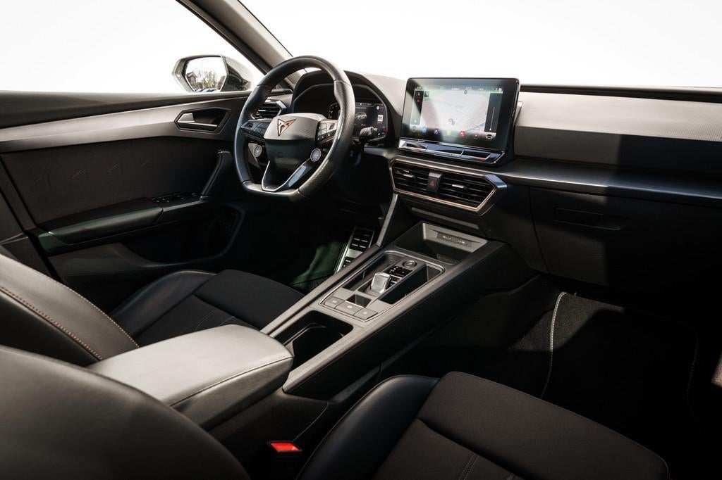 CUPRA Leon Sportstourer 1.4 e-Hybrid PHEV VZ Performance | P, Auto's, Cupra, 77 km/l, Gebruikt, 4 cilinders, Met garantie (alle)
