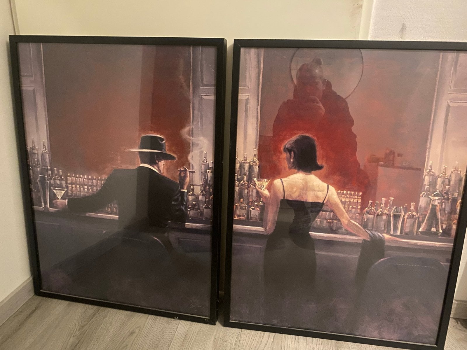 Set van 2 ingelijste schilderijen: Man en Vrouw aan de bar, Ophalen, Doek, Portret of Personen, Realistisch