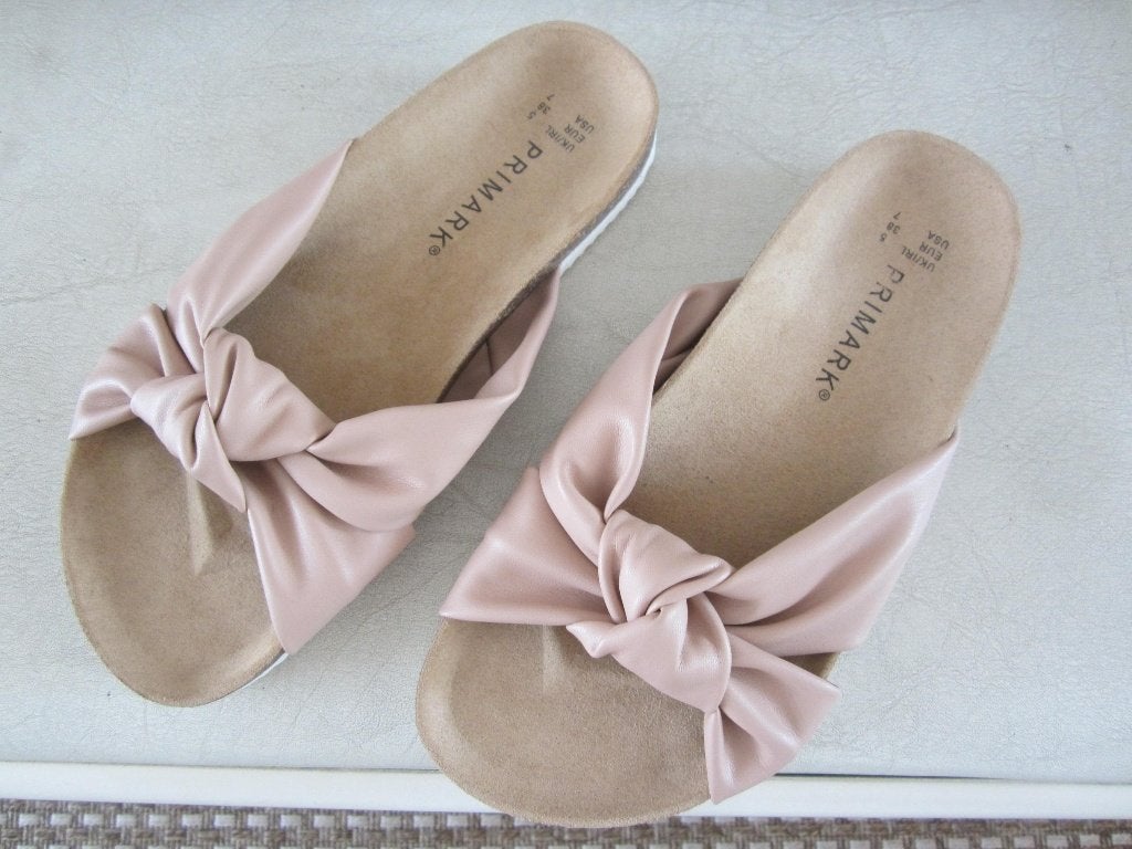slippers - 38 - Primark *Nieuw*, Slippers, Primark, Nieuw, Ophalen of Verzenden