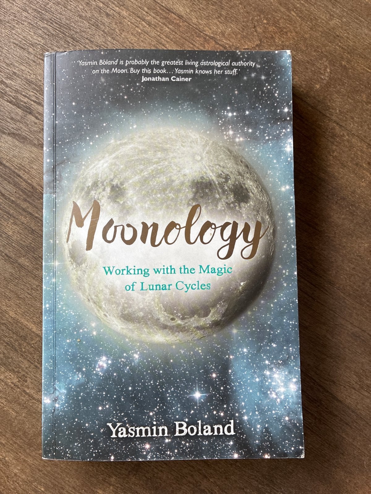 Moonology: Werken met de Magie van Maancycli, Ophalen of Verzenden, Zo goed als nieuw, Astrologie, Achtergrond en Informatie