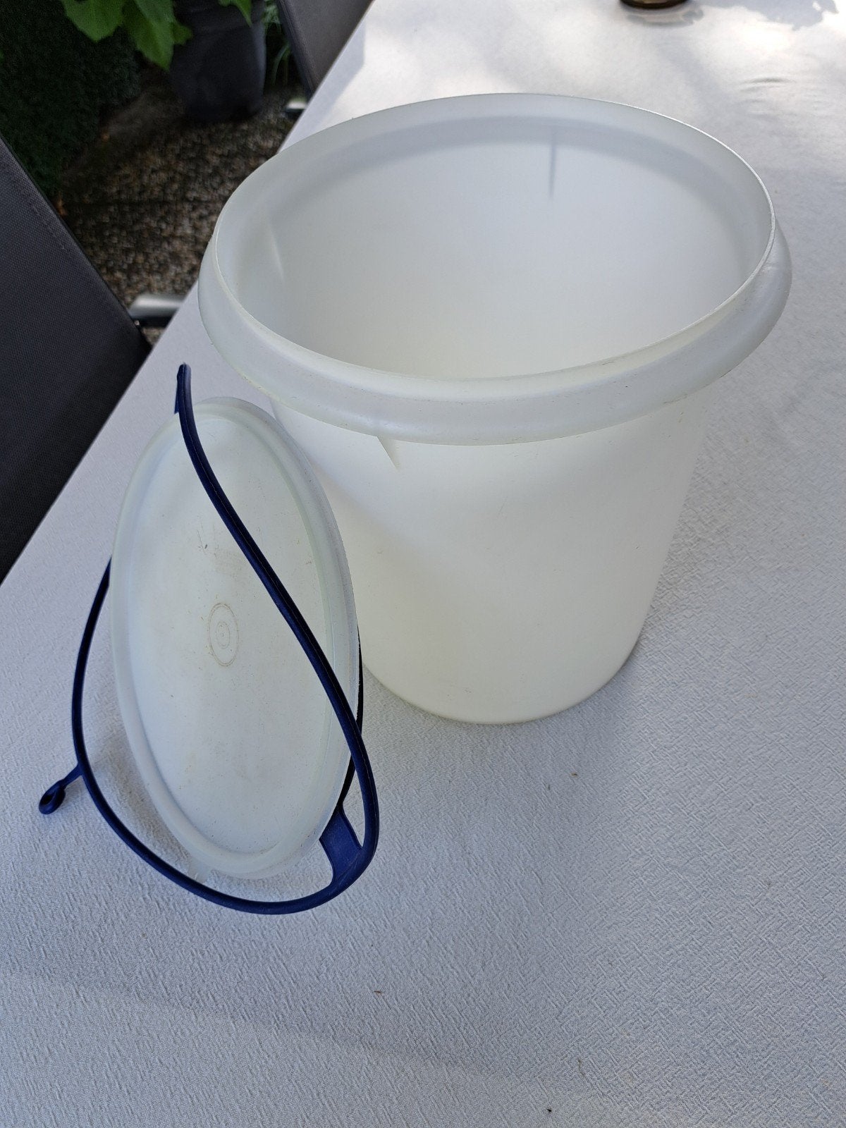 Tupperware emmer met deksel en handvat, Gebruikt, Wit, Ophalen of Verzenden, Emmer