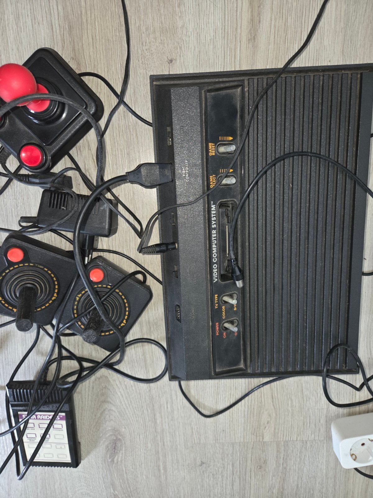 Atari 2600 met 3 controllers en 10+ games, Ophalen, Gebruikt, Met games, Met 3 controllers of meer