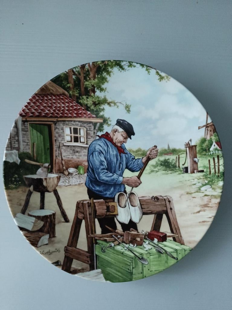 Royal Schwabap Klompenmaker, Ophalen, Gebruikt