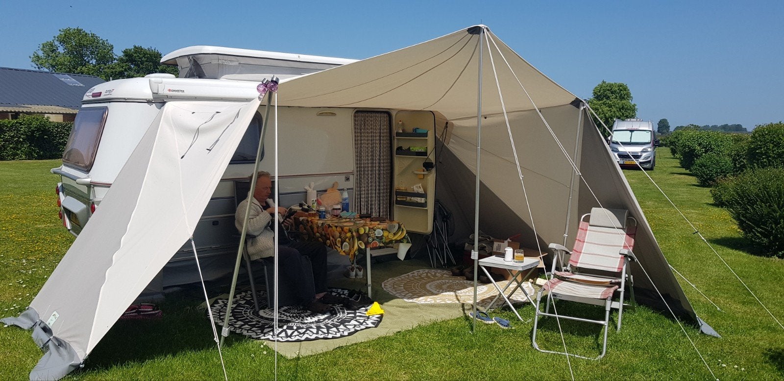 Prachtige Atoma voortent/luifel voor Eriba Touring 410, Ophalen