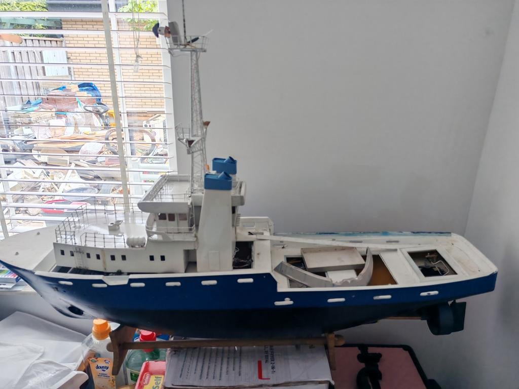 Gedetailleerd scheepsmodel met elektronica, Hobby en Vrije tijd, Modelbouw | Boten en Schepen, Ophalen, Gebruikt, Groter dan 1:32