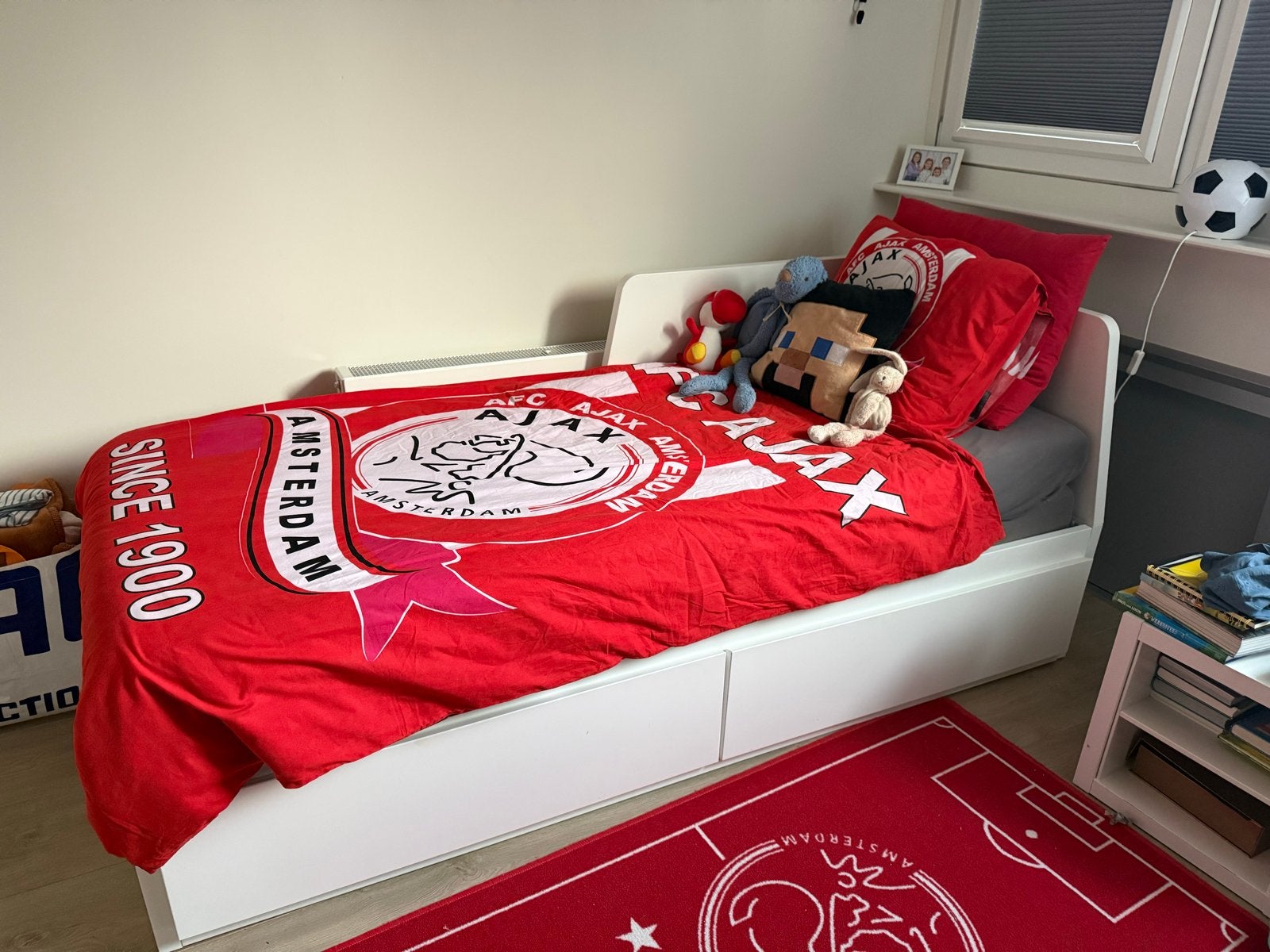 IKEA FLEKKE Uitschuifbed met 2 matrassen - Zo goed als nieuw, Ophalen, Verstelbaar, Wit, Tweepersoons