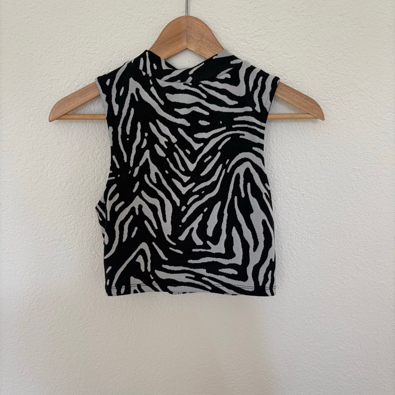 Zwart-wit zebraprint crop top, Kleding | Dames, Tops, Verzenden, Zwart, Zo goed als nieuw, Maat 36 (S)