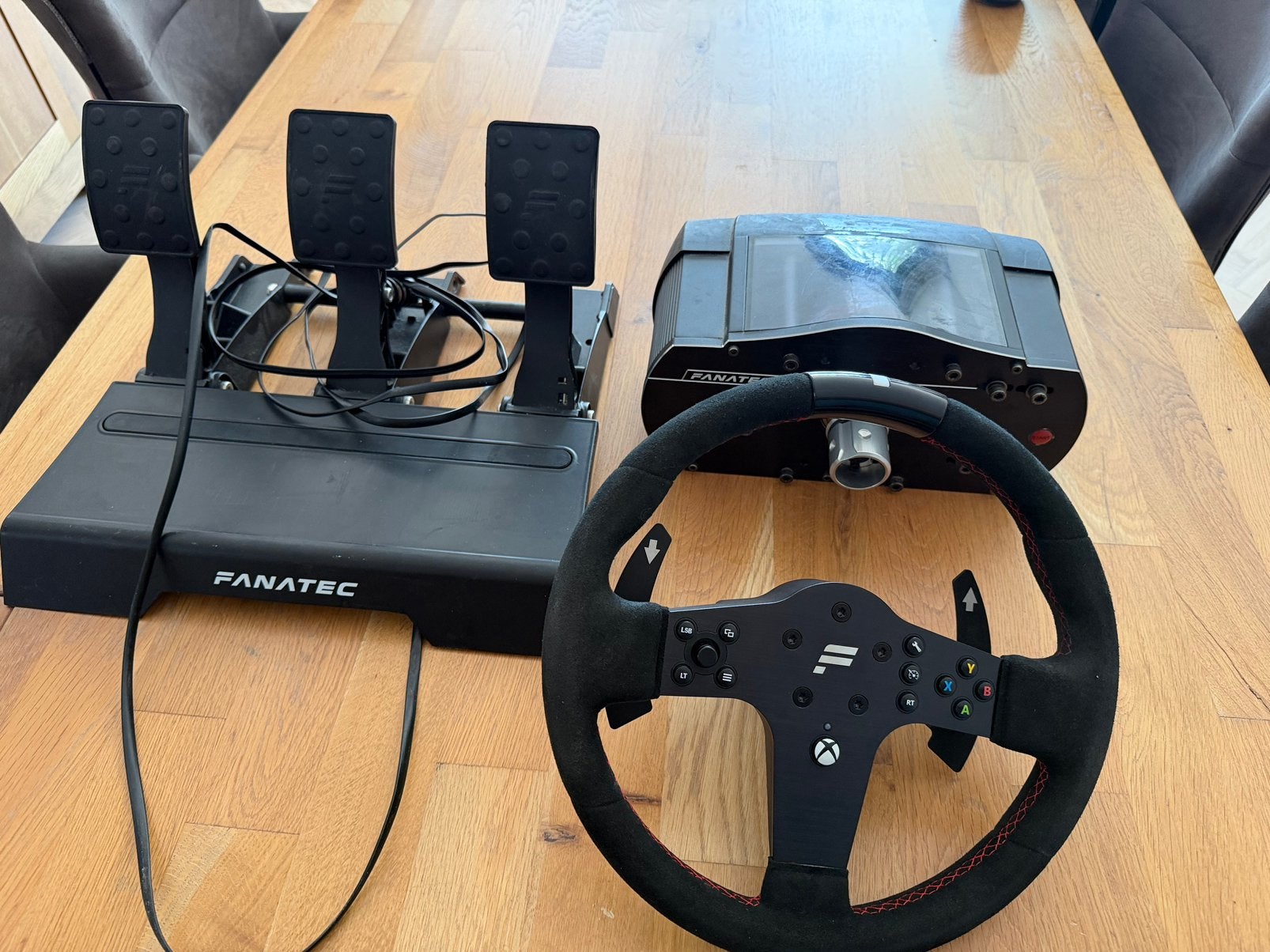 Fanatec CSW V2.5 incl pedalen en stuur, Spelcomputers en Games, Spelcomputers | Sony PlayStation Consoles | Accessoires, Ophalen of Verzenden