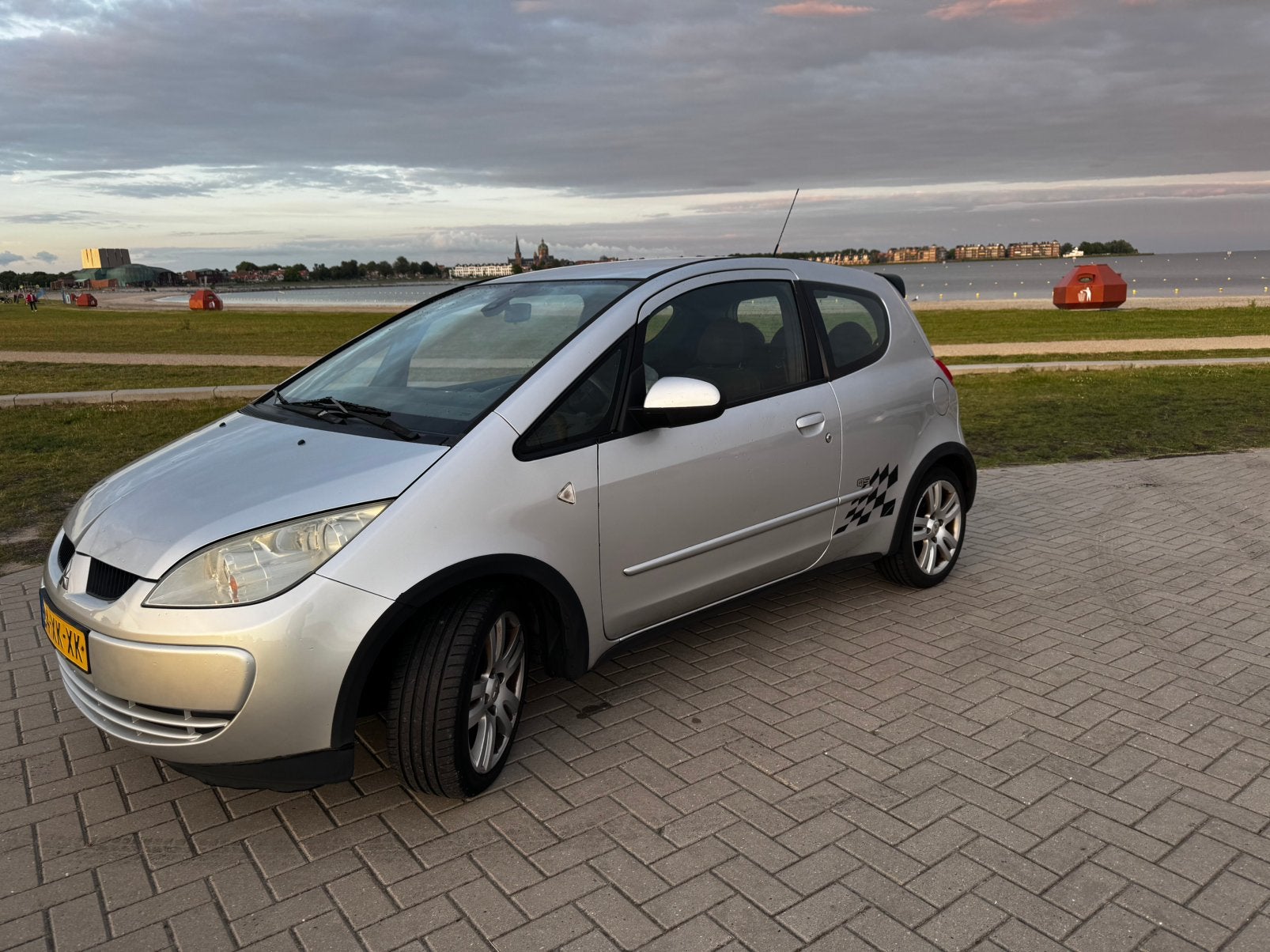 Mitsubishi Colt 1.5 Mivec CZ3 2007 Grijs 109 PK, 4 cilinders, Colt, Origineel Nederlands, Bedrijf