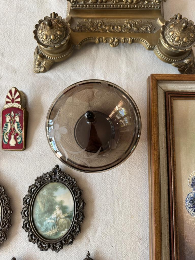 Rookglas bonnonière bonbonschaal gegraveerd, Ophalen of Verzenden