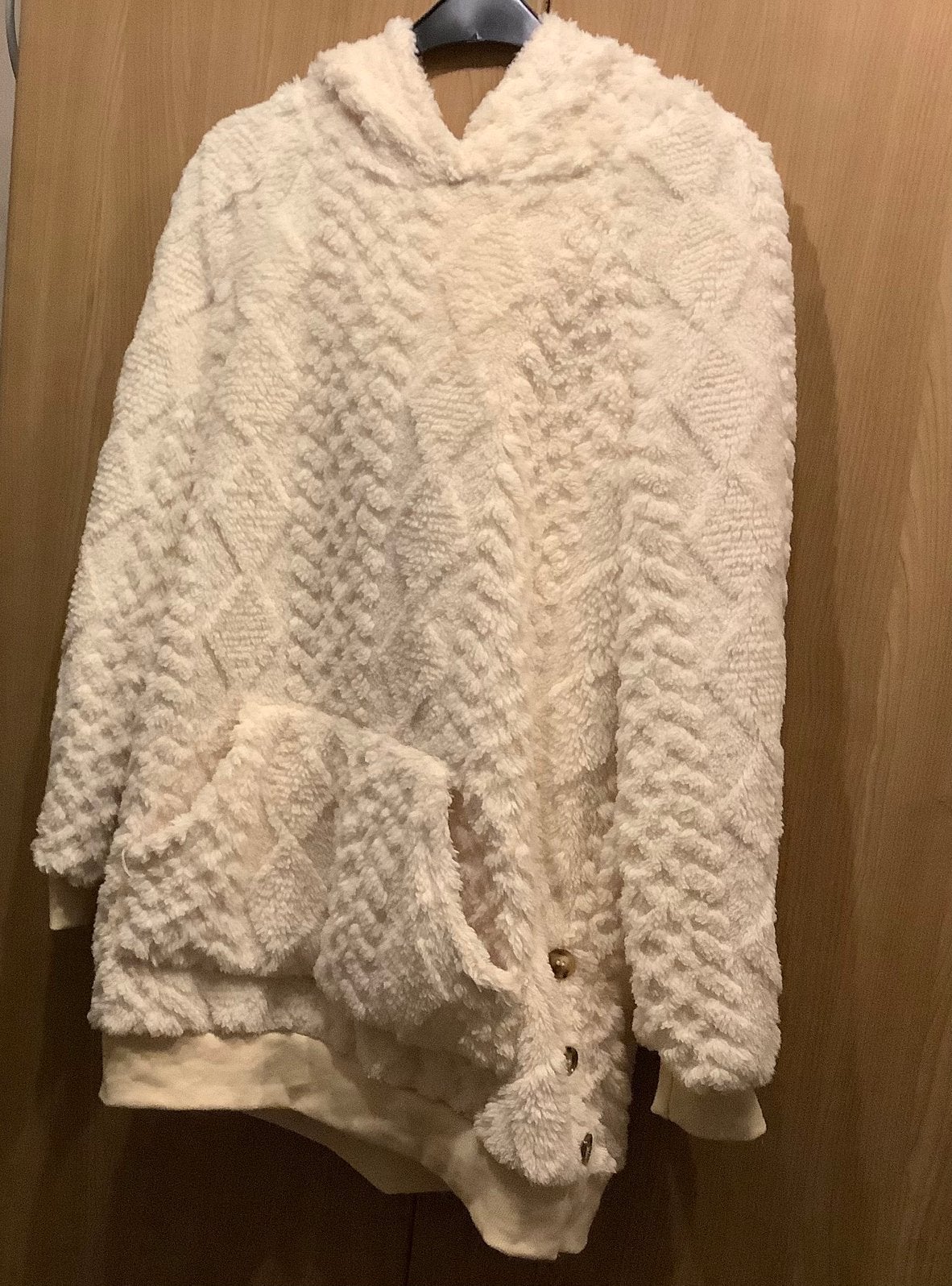 Hoody.   Creme.   mt. M., Verzenden, Nieuw, Maat 38/40 (M), Overige kleuren