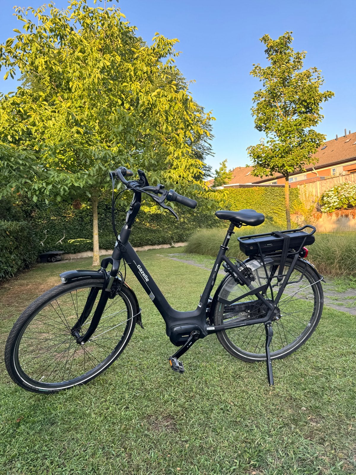 Gazelle Grenoble C8 Elektrische Fiets, Ophalen, Gebruikt, 51 tot 55 cm, 50 km per accu of meer