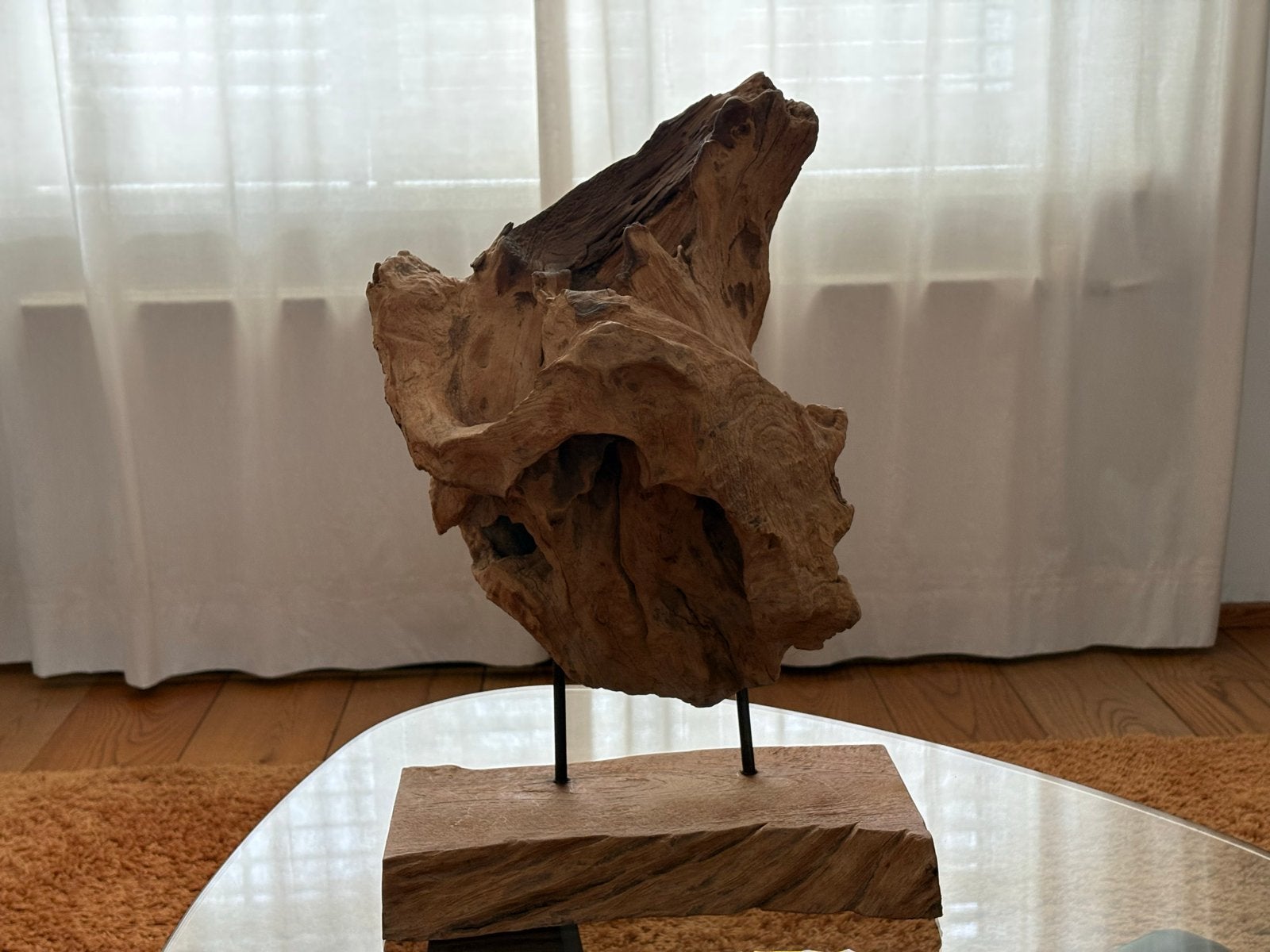 Uniek Houten Beeld op Sokkel - Abstracte Kunst, Ophalen, Handgemaakt, 20 - 50 cm, Beeld