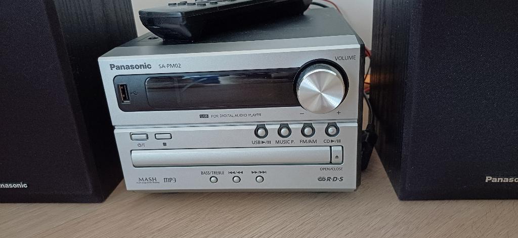 Radio/CD Speler met boxen, Ophalen, Zo goed als nieuw, Radio, Met cd-speler