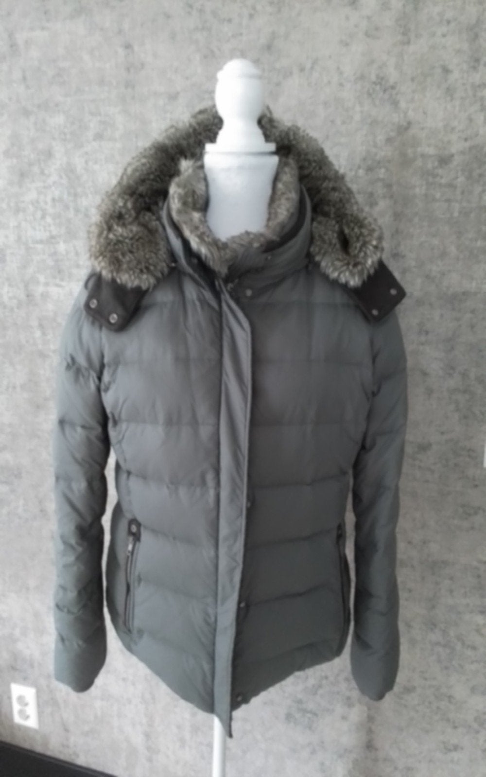 Prachtige dikke winterjas met eendendons vulling van  Esprit, Kleding | Dames, Jassen | Winter, Maat 38/40 (M), Ophalen of Verzenden