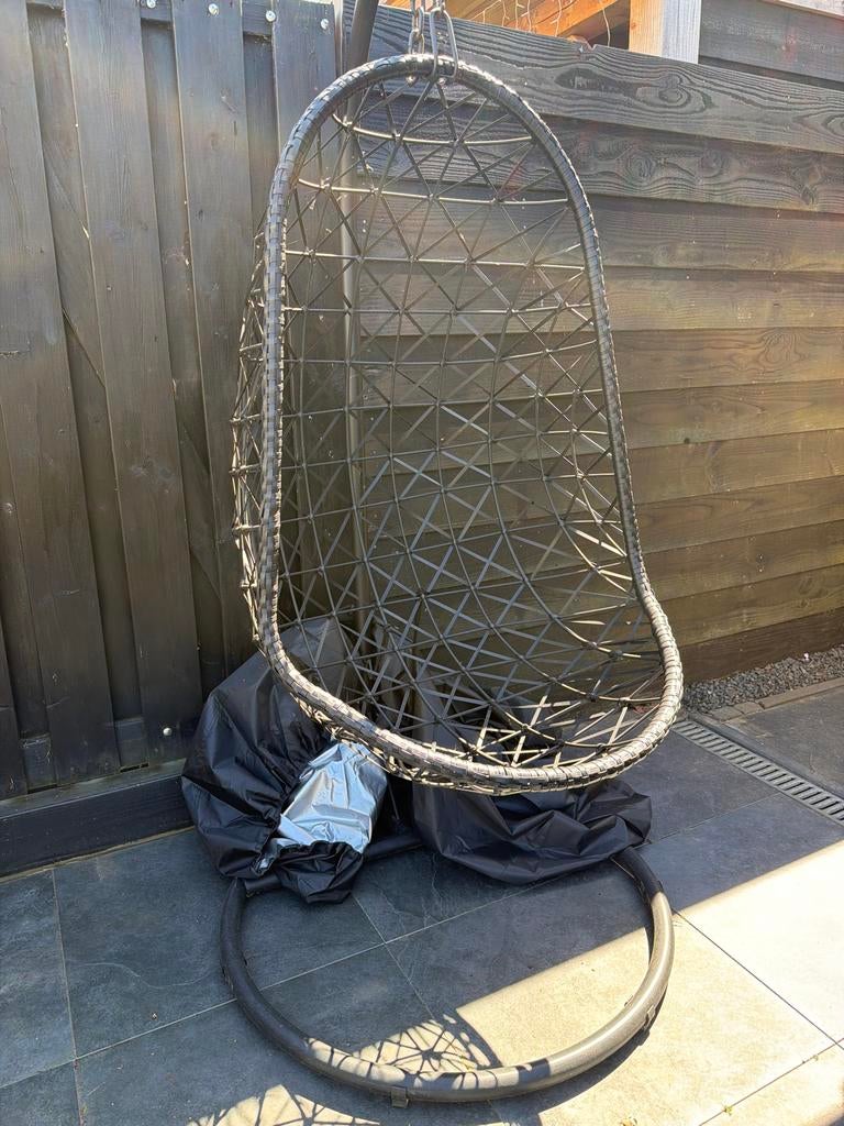 Zwarte Hangstoel met gratis hoes - Zo goed als nieuw, Ophalen, Zwart, Zo goed als nieuw, Metaal