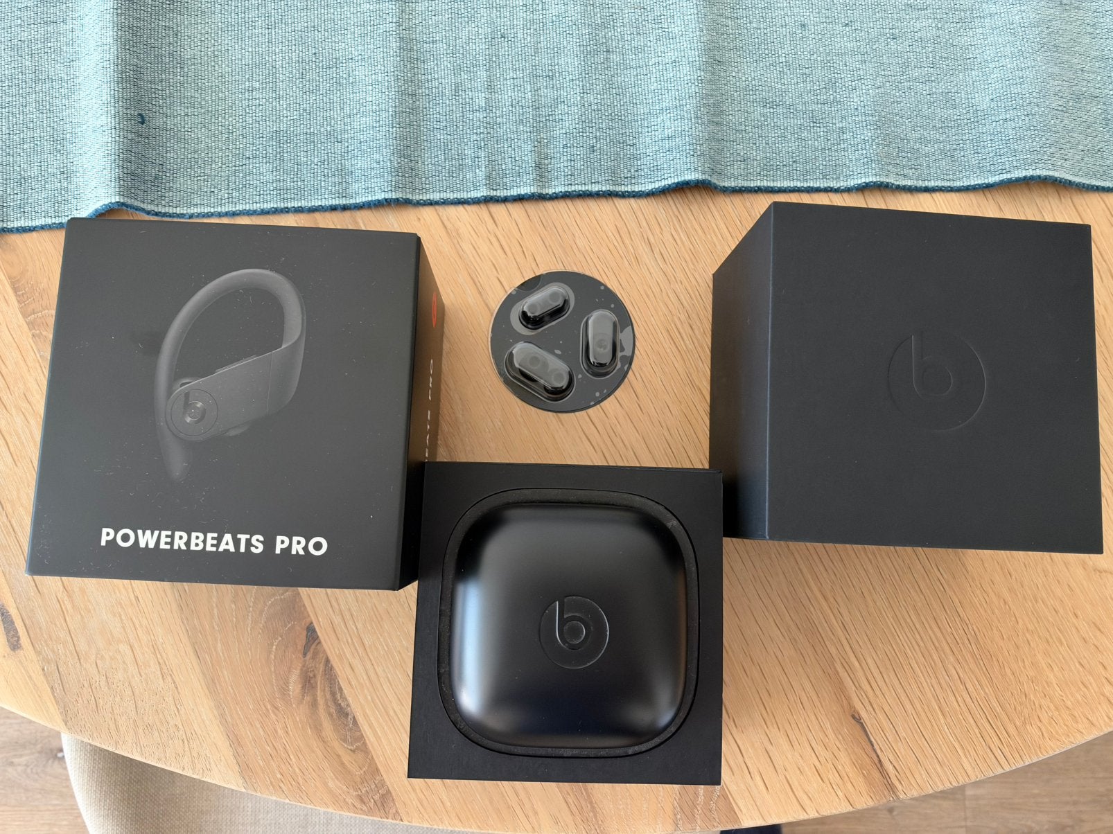 Beats Powerbeats Pro headphones, Ophalen of Verzenden, Gebruikt