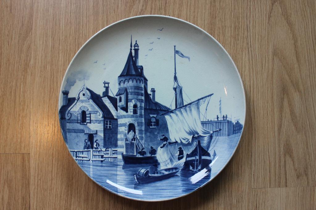"Delftsblauw" Villeroy & Boch Mettlach Schotel, Antiek en Kunst, Antiek | Keramiek en Aardewerk, Ophalen of Verzenden