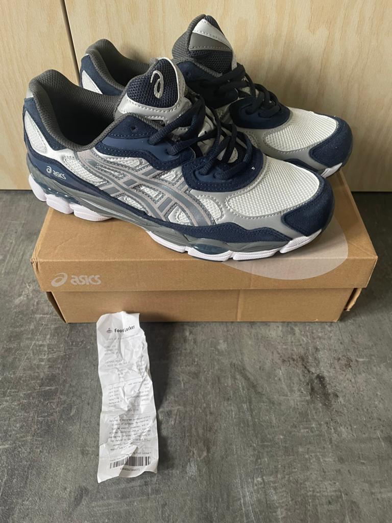ASICS sneakers maat 45 - Amper gedragen met bonnetje, Blauw, Ophalen of Verzenden, Sneakers of Gympen, Zo goed als nieuw