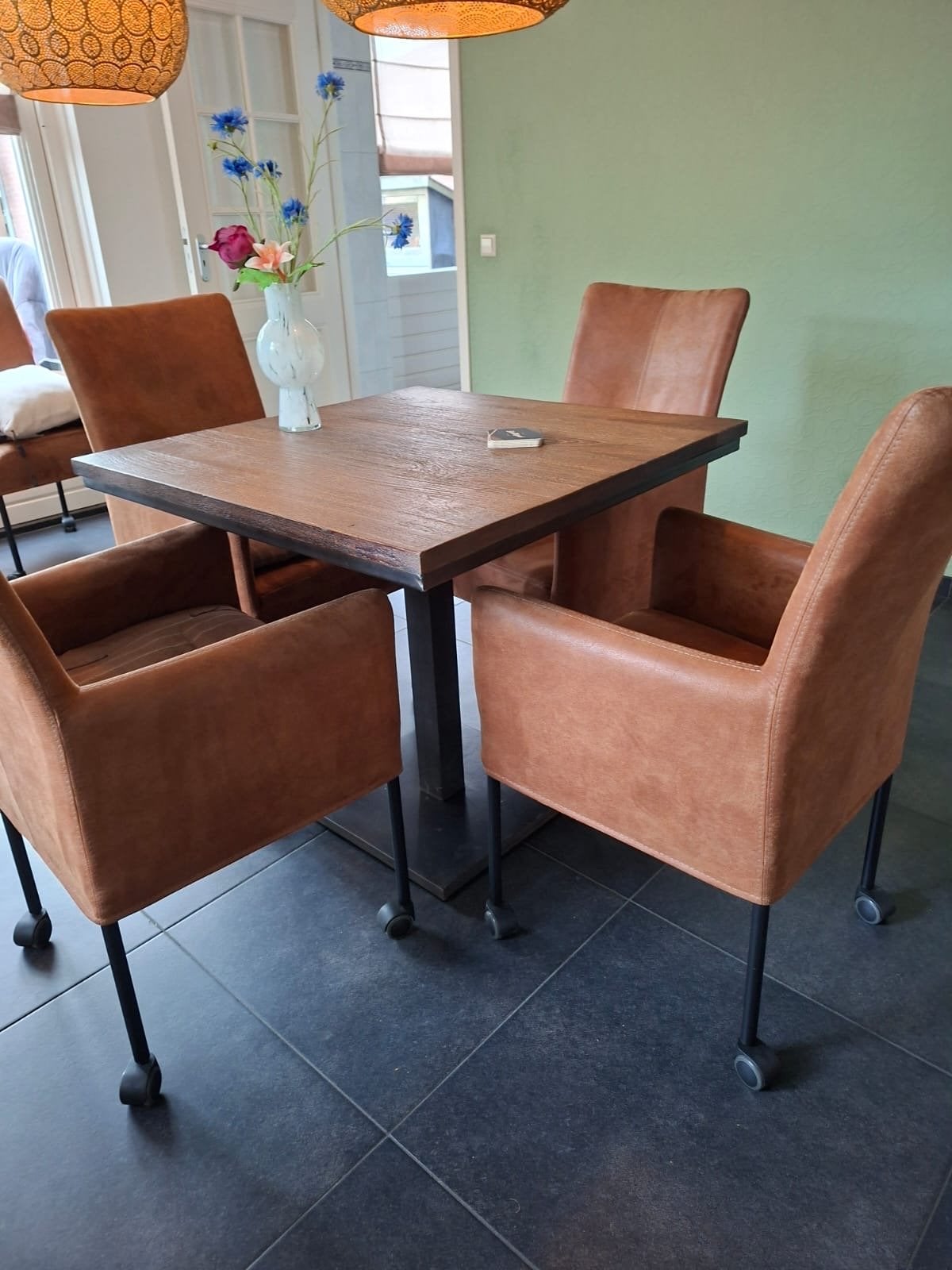 Eikenhouten eettafel (stoelen niet inbegrepen!), Ophalen, Gebruikt, 50 tot 100 cm, Vier personen