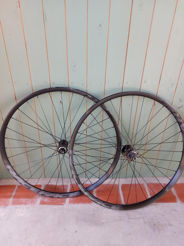 29er Race Face ARC 27 wielset Boost Shimano MicroSpline, Fietsen en Brommers, Fietsonderdelen, Wiel, Nieuw, Ophalen of Verzenden