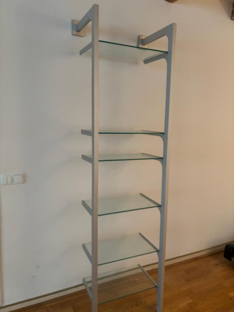 Twee x IKEA ÄNGA Glazen Kast met 6 Planken en Twee Staanders, Ophalen, Zo goed als nieuw