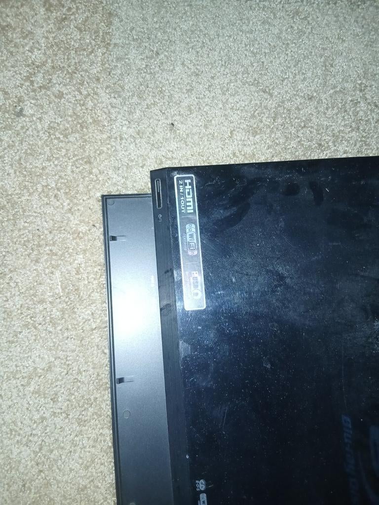 LG Blu-ray speler met Wi-Fi en HDMI, Ophalen
