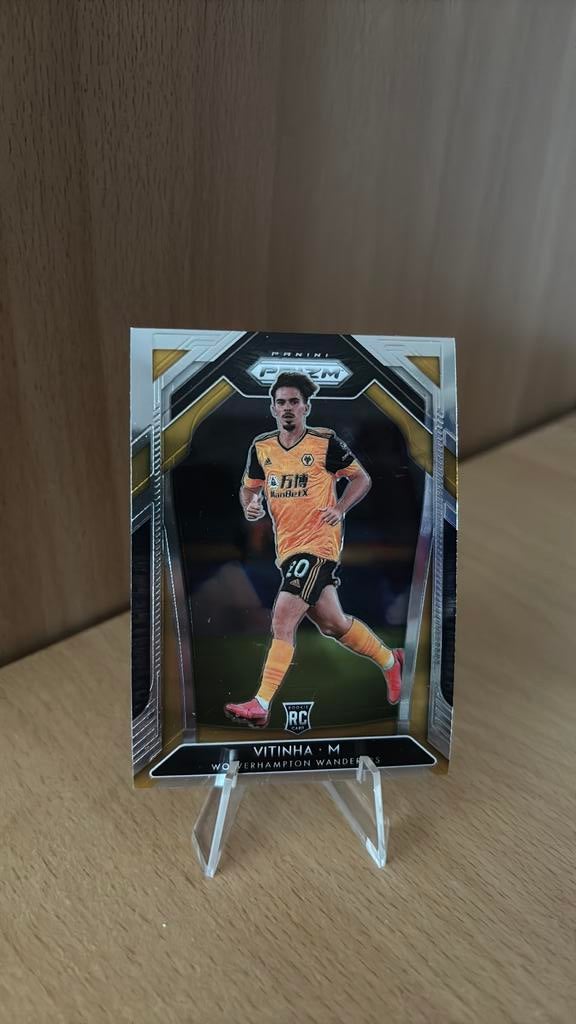 Vitinha - RC - Wolverhampton/PSG - Panini Prizm, Ophalen of Verzenden, Zo goed als nieuw, Buitenlandse clubs, Poster, Plaatje of Sticker