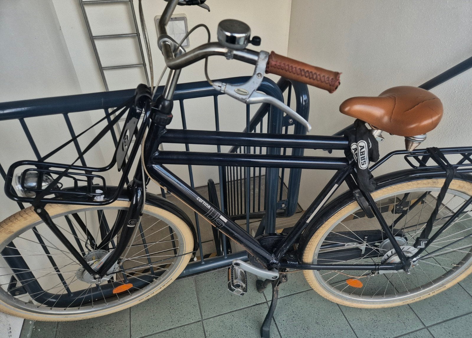 Cortina U5 Transportfiets - Blauw met Voordrager, Fietsen en Brommers, Fietsen | Heren | Herenfietsen, Ophalen, Zo goed als nieuw