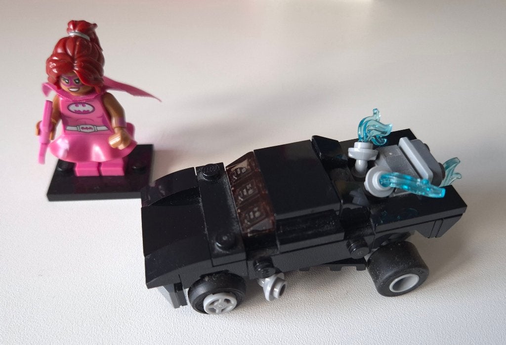 Pink power Batgirl + 30455 Batmobile, Overige thema's, Lego, Ophalen of Verzenden, Zo goed als nieuw