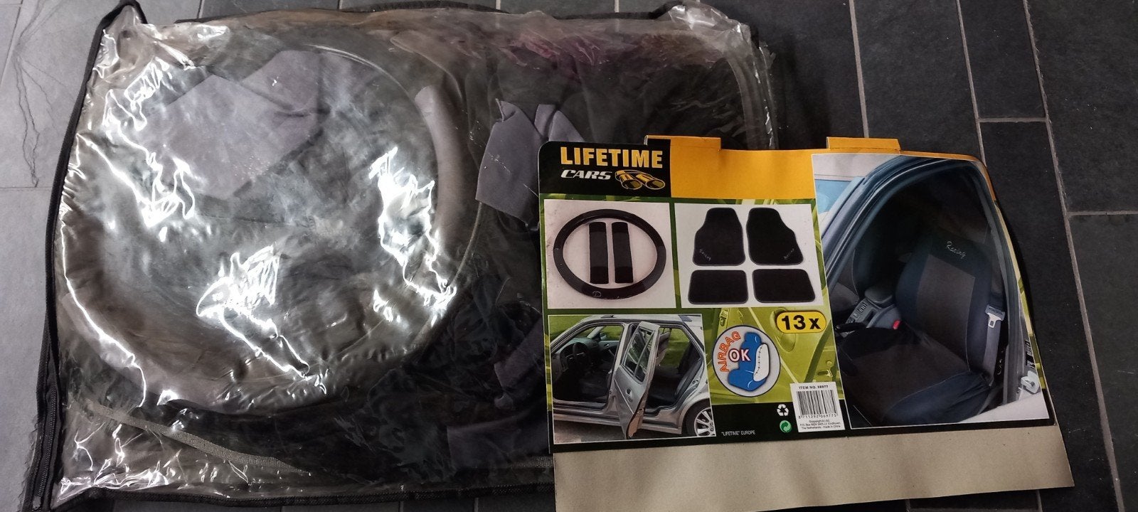 Nieuwe Lifetime Cars autostoelhoezen en matten set, Auto diversen, Ophalen of Verzenden, Nieuw