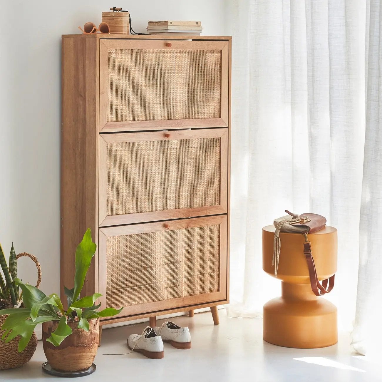 Made com schoenenkast, Huis en Inrichting, Kasten | Schoenenkasten, Ophalen, Zo goed als nieuw