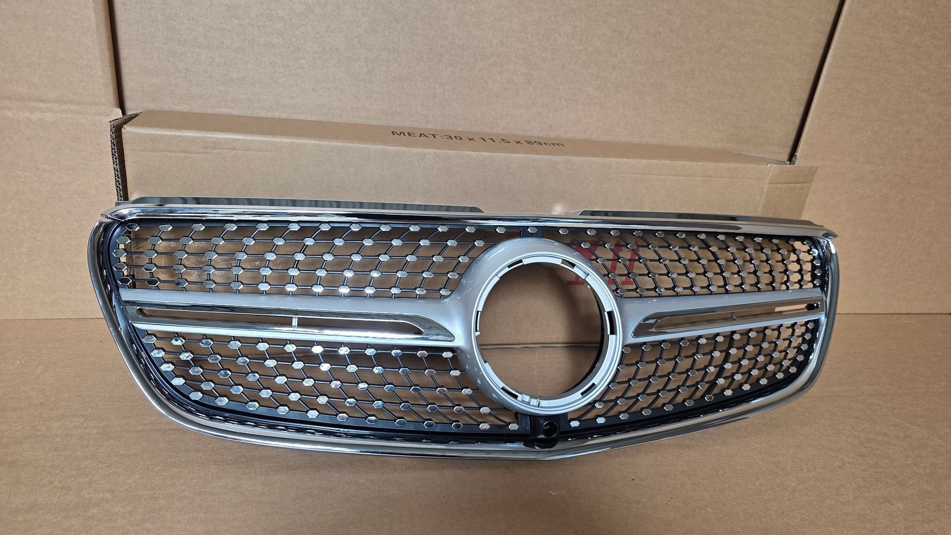 Nieuwe Diamond Grill Mercedes Vito W447 AMG Grill bj.2014-20, -, Nieuw, Ophalen of Verzenden, -