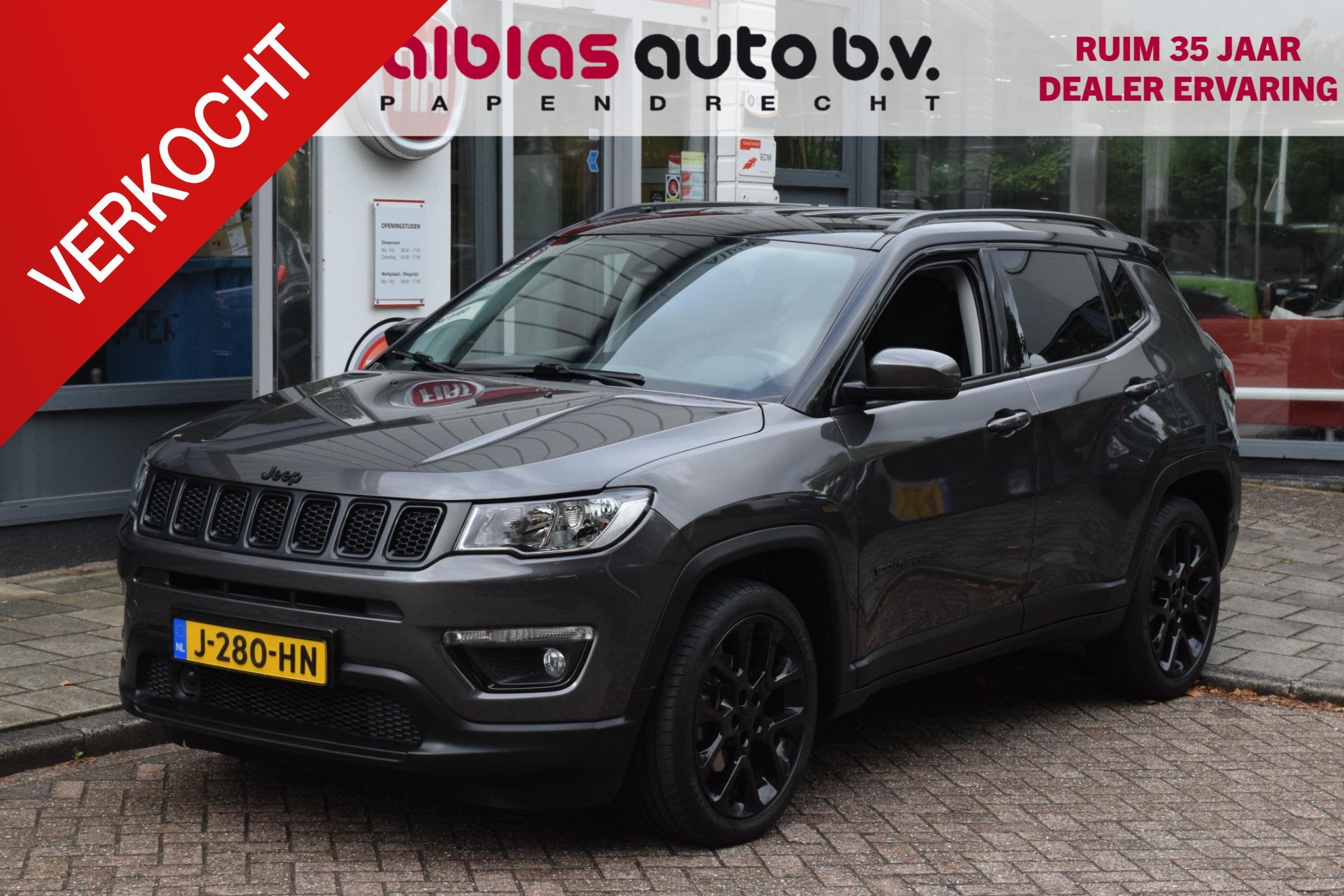 Jeep Compass 1.3T Night Eagle Liberty Edition, Auto's, 4 cilinders, 150 pk, Leder en Stof, 600 kg
