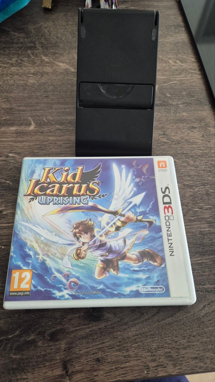 Kid Icarus Uprising 3DS game, 1 speler, Ophalen of Verzenden, Zo goed als nieuw, Vanaf 12 jaar