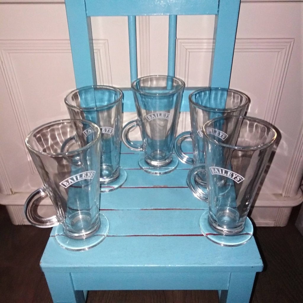 Baileys Coffee hoge koffie glazen met oor 5 stuks, Verzamelen, Glas en Borrelglaasjes, Ophalen, Gebruikt, Overige typen