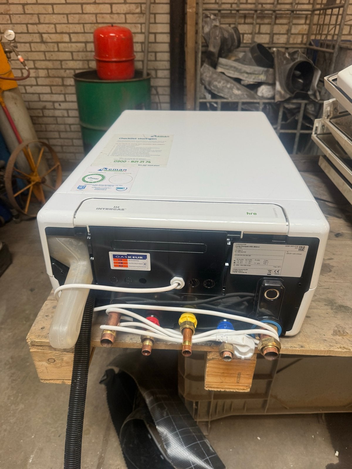 Intergas Kompakt HRE 28/24 A CV-ketel CW4, Ophalen, Hoog rendement (Hr), Cv-ketel of Combi-ketel, Zo goed als nieuw