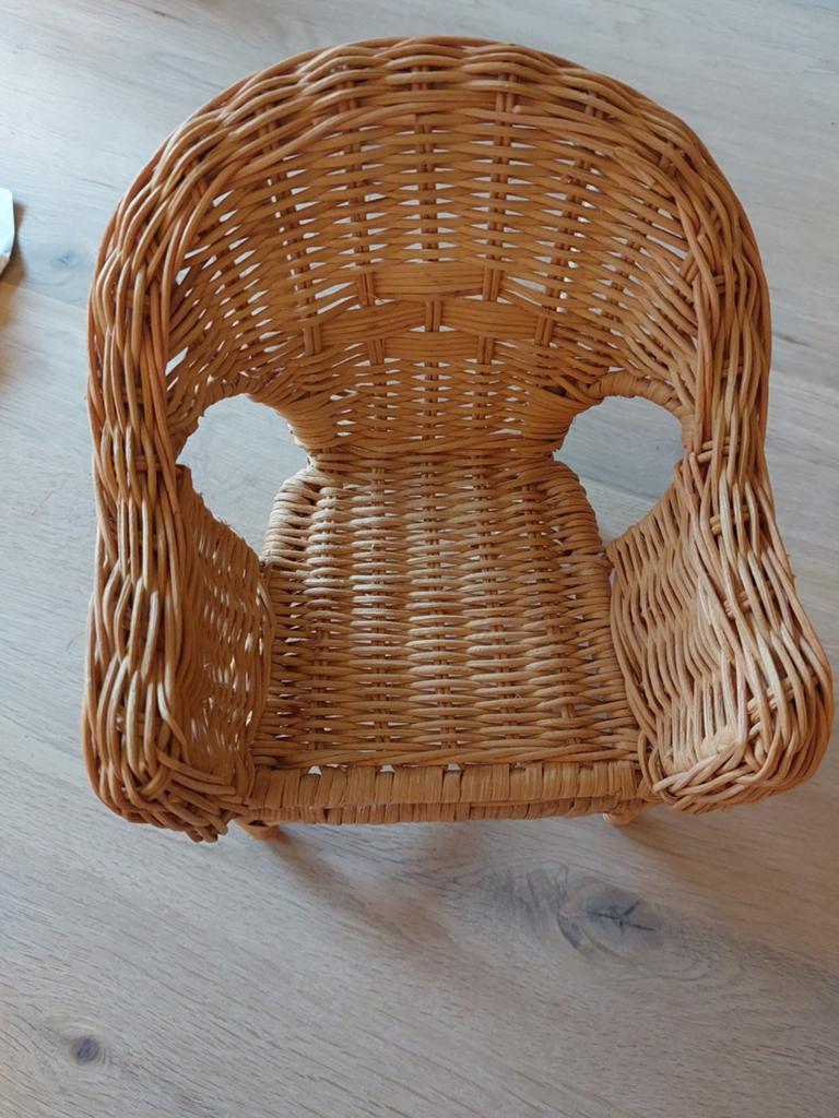 Rieten stoeltje / nieuw / 17x17x19 cm, Ophalen of Verzenden, Nieuw, Accessoires