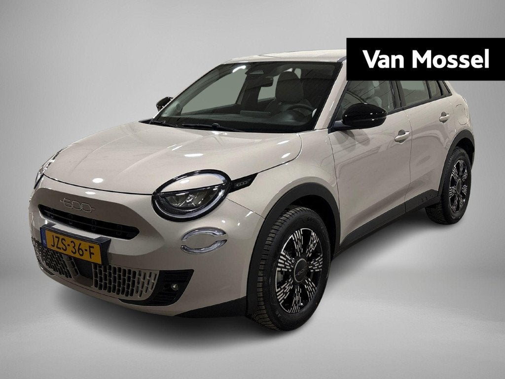 Fiat 600 1.2 Hybrid Icon 145pk, Auto's, Fiat, Stof, Gebruikt, Euro 6, 1199 cc