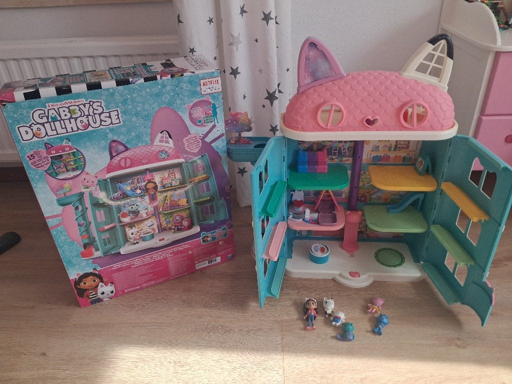 GABBY poppenhios, Kinderen en Baby's, Ophalen, Zo goed als nieuw, Poppenhuis