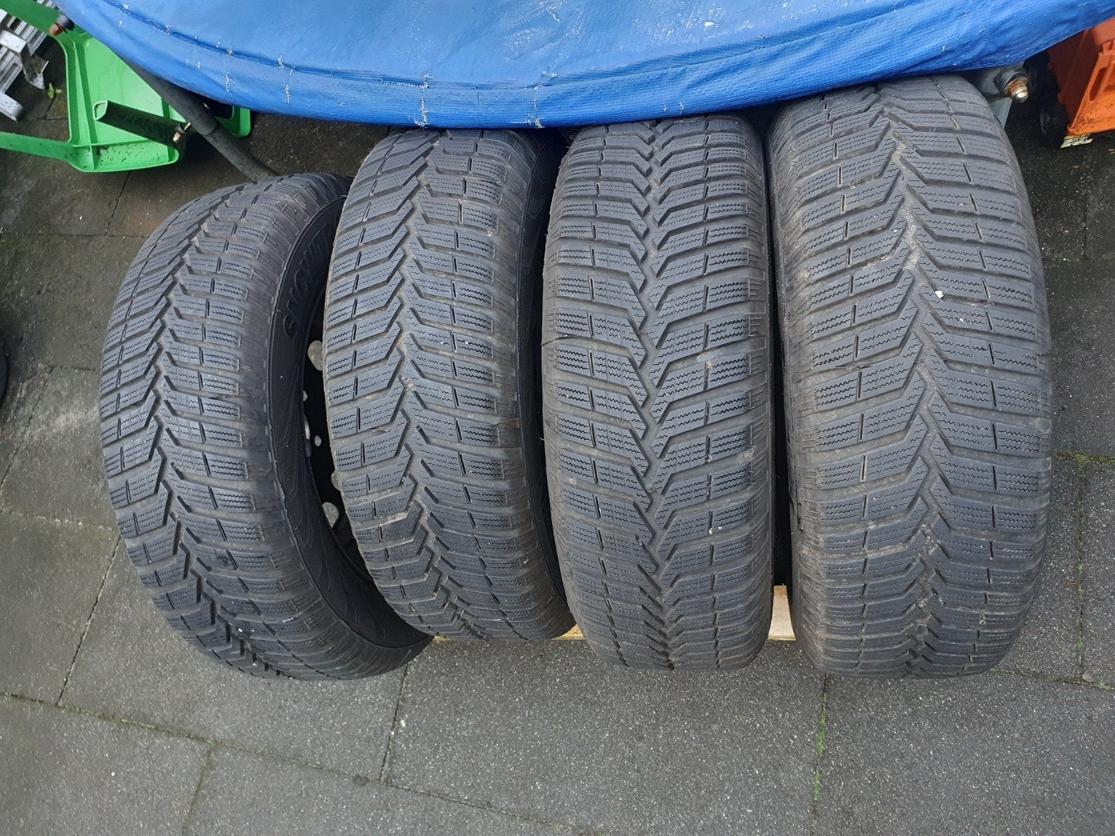 Winterbanden met velgen voor Mazda 3 (2009) - Vredestein, Ophalen, Gebruikt