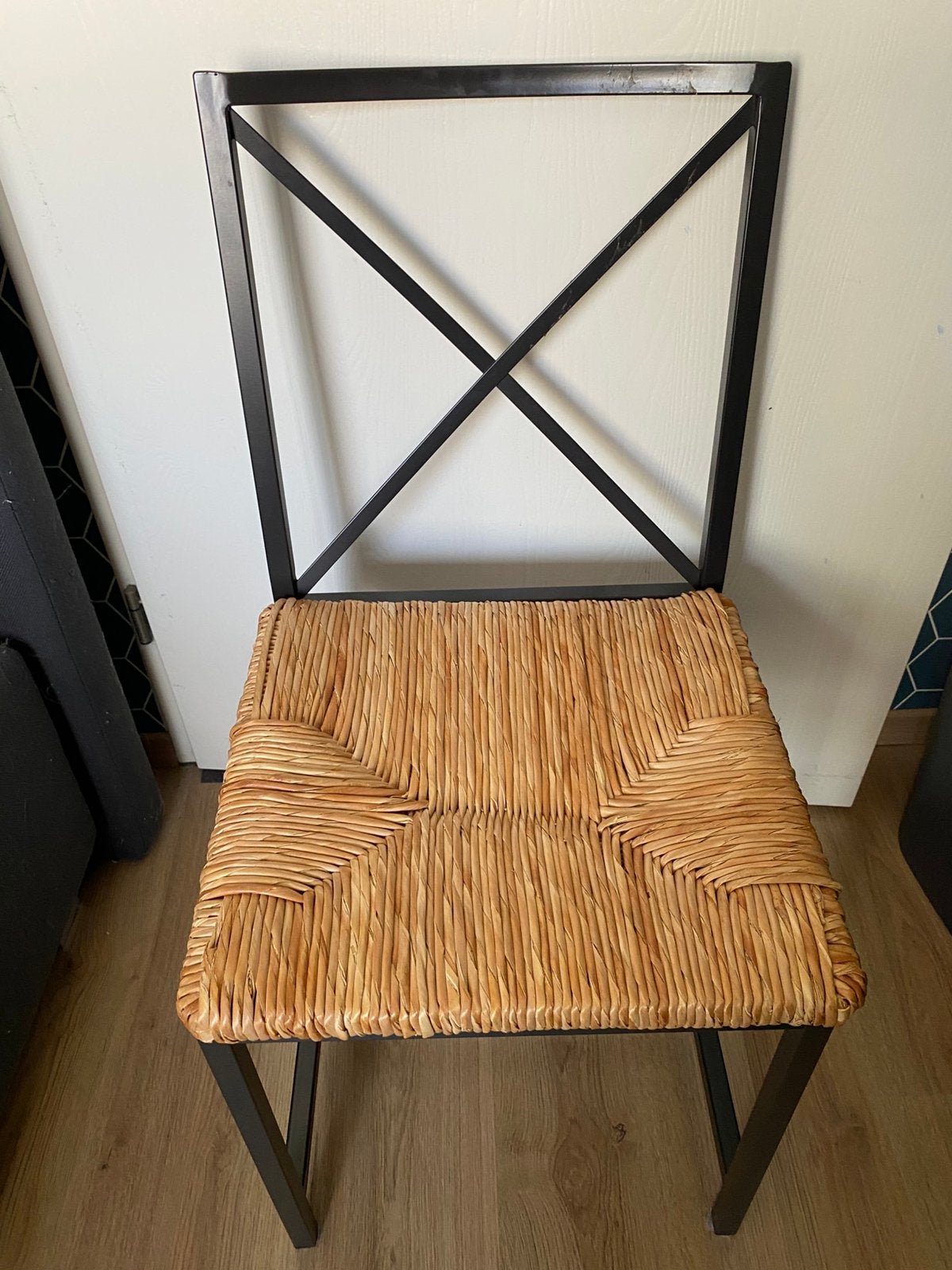4 eetkamerstoelen zwart met rotan, Huis en Inrichting, Stoelen, Ophalen of Verzenden, Zo goed als nieuw, Zwart, Vier