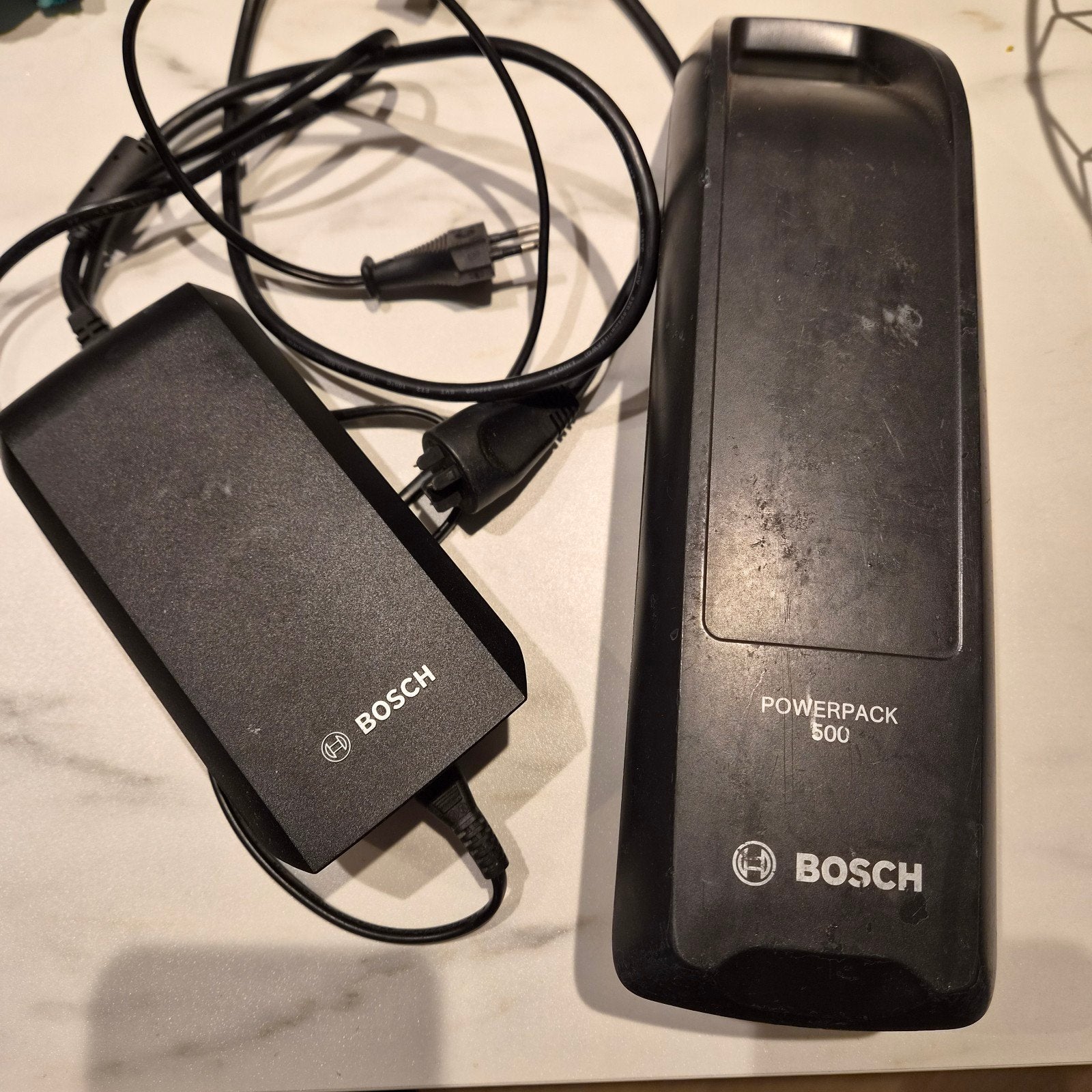 Bosch powerpack 500 + oplader, Gebruikt