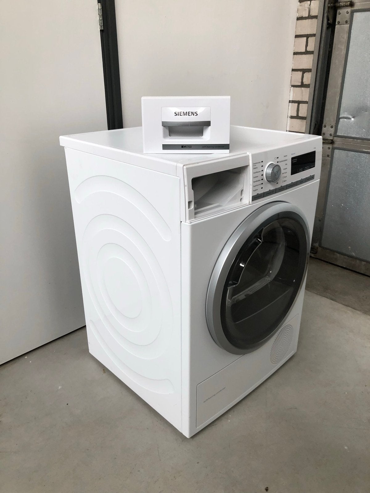 Foto 12 van Siemens IQ700 Homeprofessional Warmtepompdroger 9KG A+++