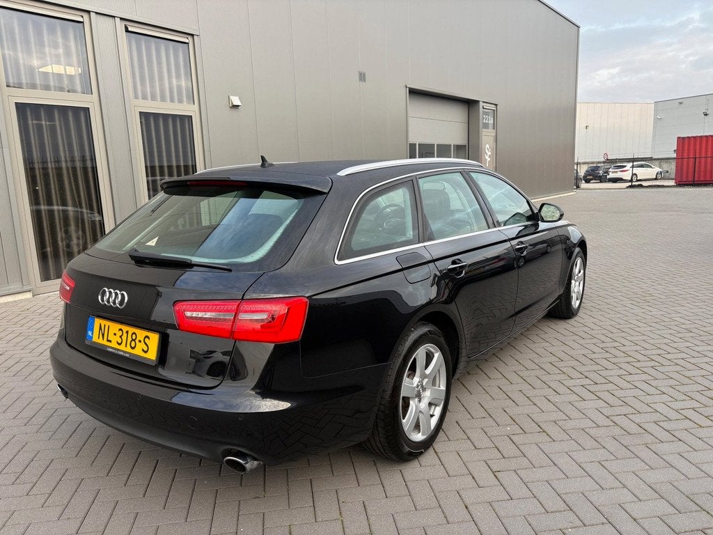 Audi A6 Avant 2.8 FSI Business Edition leder camera navi ala, Auto's, Audi, Euro 5, Start-stop-systeem, Gebruikt, Zwart