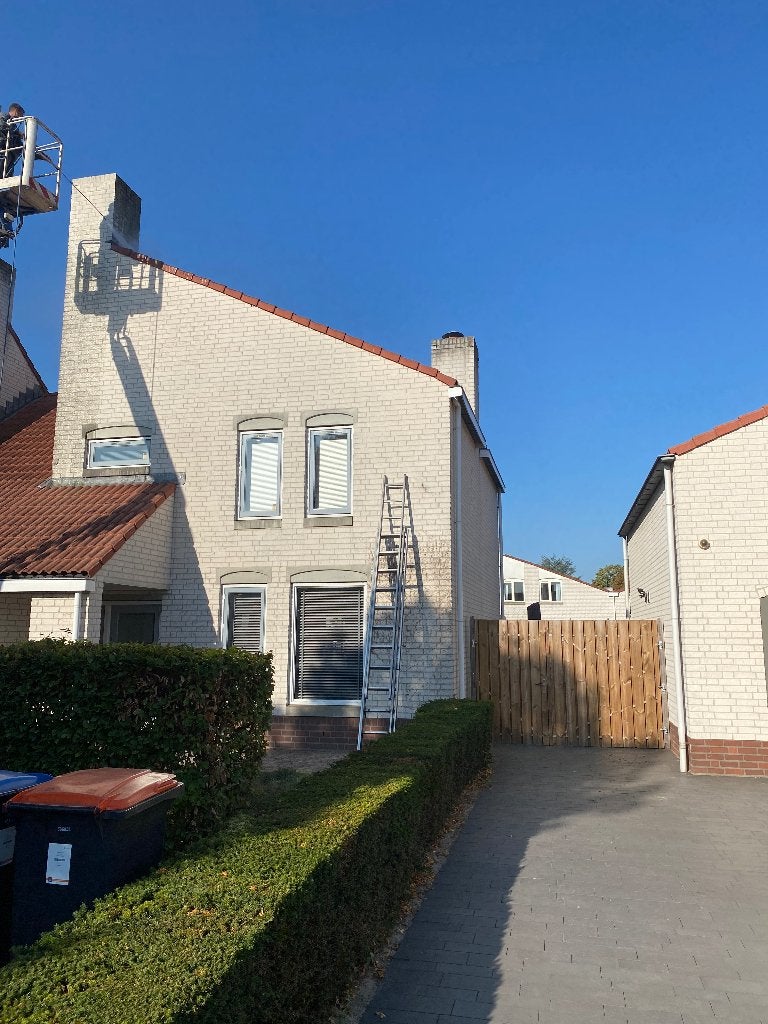 Foto 22 van GEVELONDERHOUD reiniging / impregneren