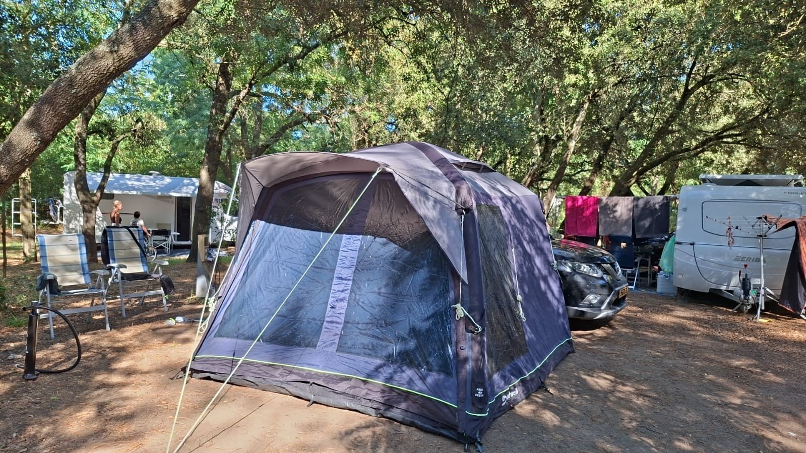 Outweĺl Milestone Pace Air (bus)tent, Ophalen, Gebruikt, Tot en met 4