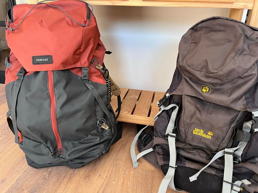 2 Trekking Backpacks - Forclaz and Jack Wolfskin, Sieraden, Tassen en Uiterlijk, Tassen | Rugtassen, Overige merken, Gebruikt