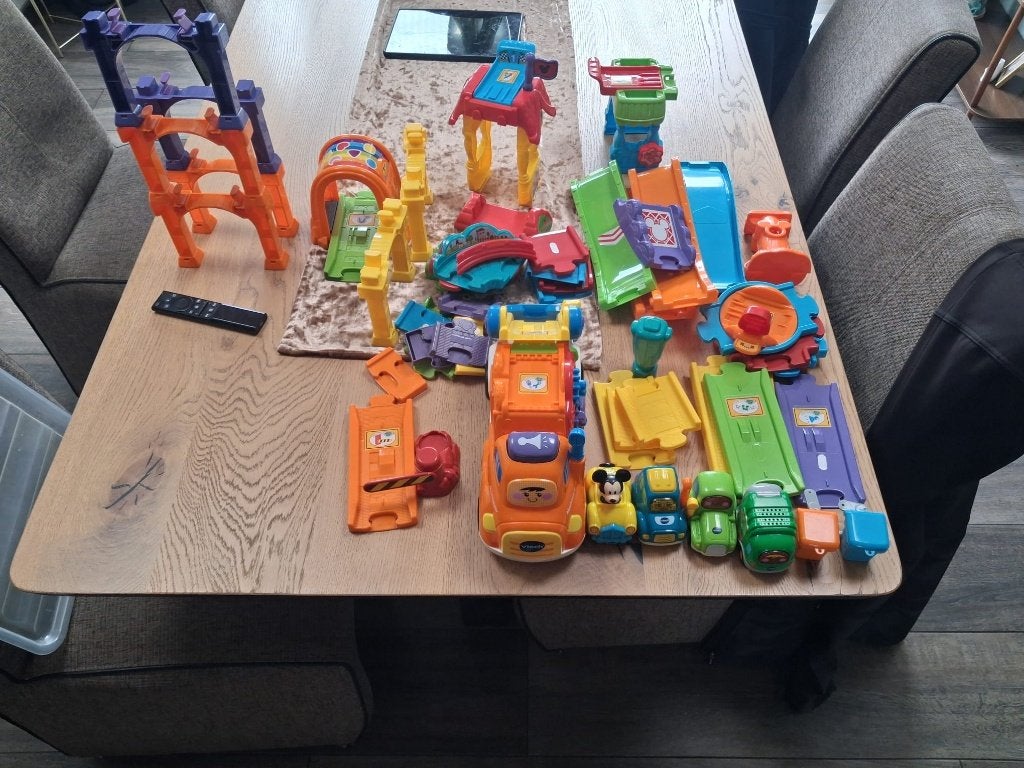 Grote VTech Toet Toet Auto's set, Kinderen en Baby's, Ophalen of Verzenden, Zo goed als nieuw, 2 tot 4 jaar