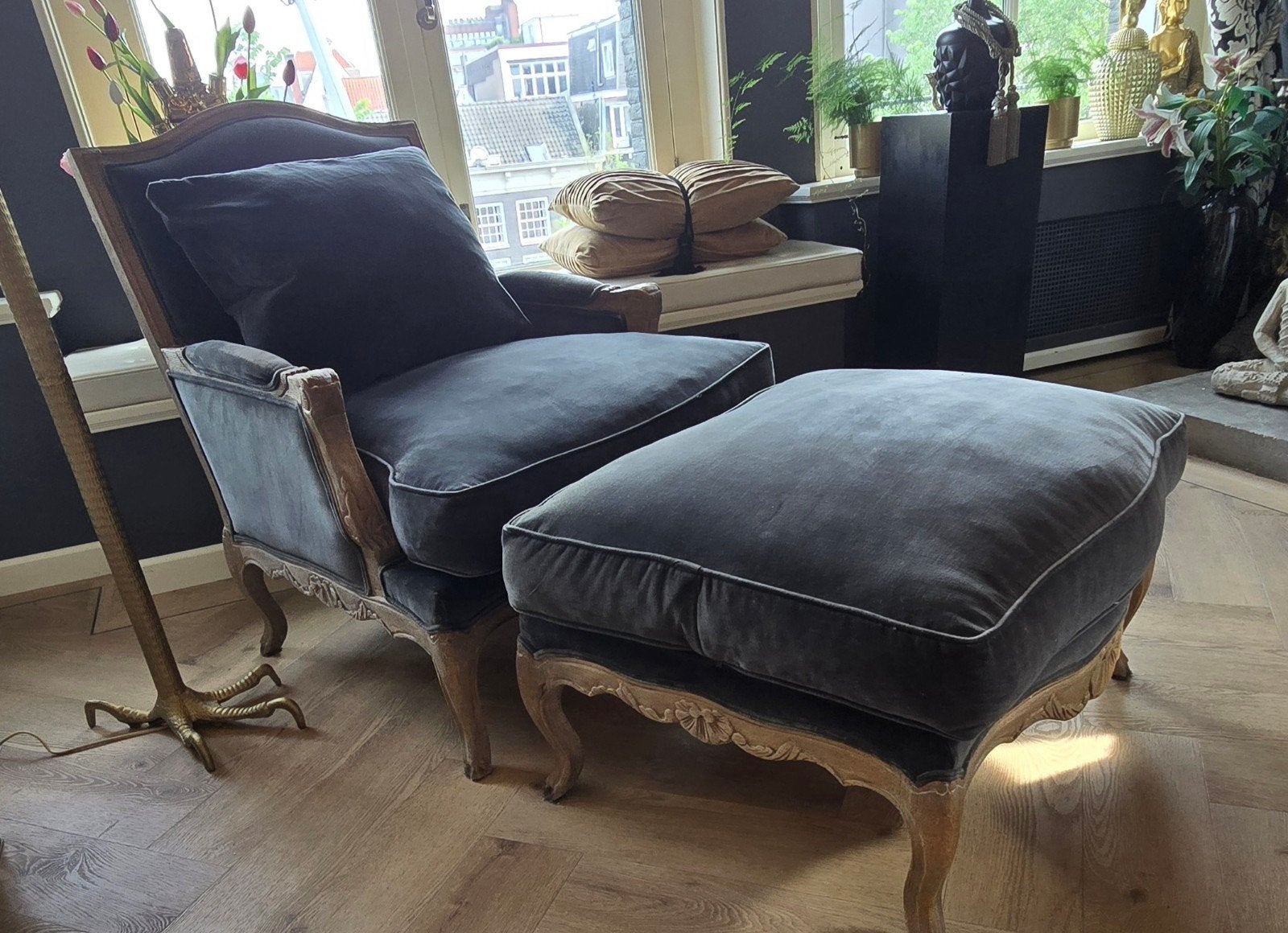 Eichholtz stoel met hocker 2x, Huis en Inrichting, Ophalen, Gebruikt, Stof, 75 tot 100 cm